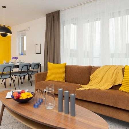 Trendy & Spacious 3-Room Apartament Warsaw Wilanow By Noclegi Renters Exterior photo