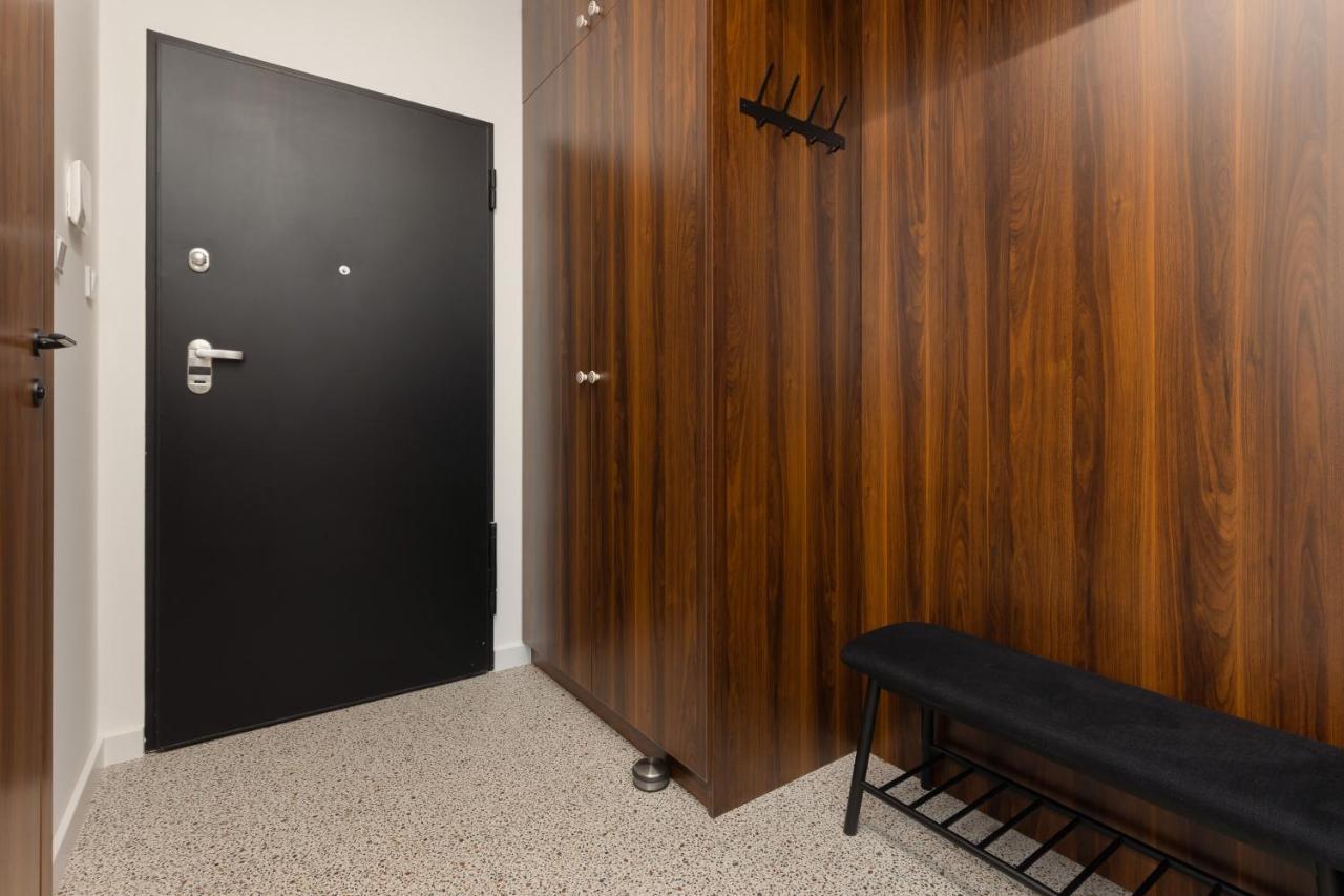 Trendy & Spacious 3-Room Apartament Warsaw Wilanow By Noclegi Renters Exterior photo